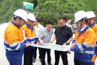 自治縣縣委書記劉才能赴蜀能礦產(chǎn)三號礦山調(diào)研督導(dǎo)安全環(huán)保、建設(shè)工作